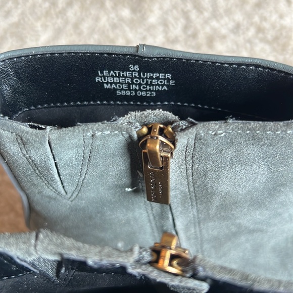 Kurt Geiger Elmer Block heel grey bootie eagle zip up pull on size 36 leather - Picture 10 of 10